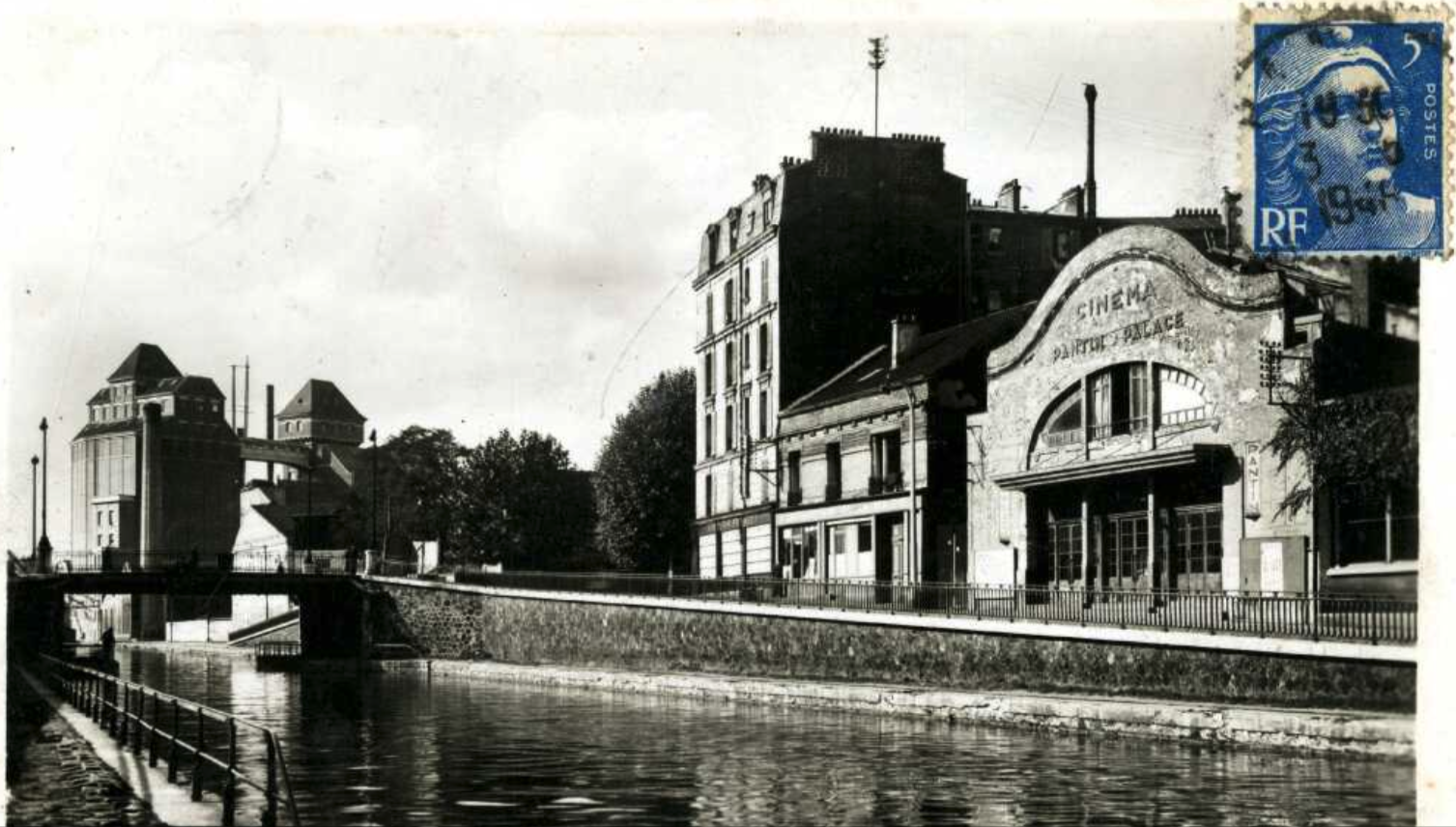 Le cinéma Pantin Palace avec les Grands Moulins en arrière plan